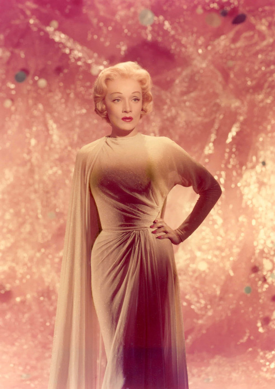 Marlene_Dietrich_c41
