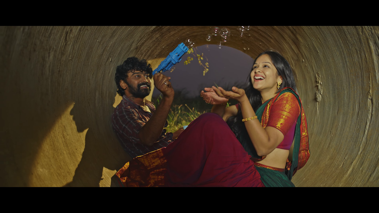 [Image: vlcsnap-2025-10-03-22h00m15s791.png]