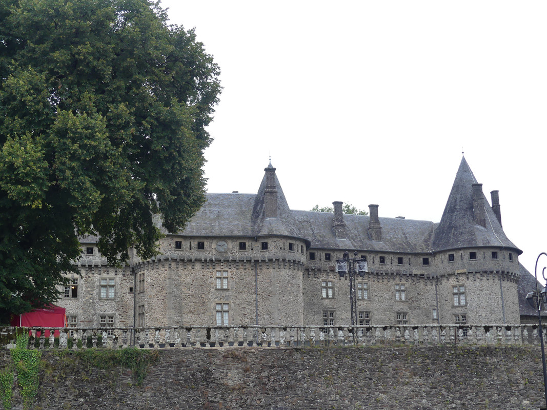 10 aout Visite Pompadour (35)