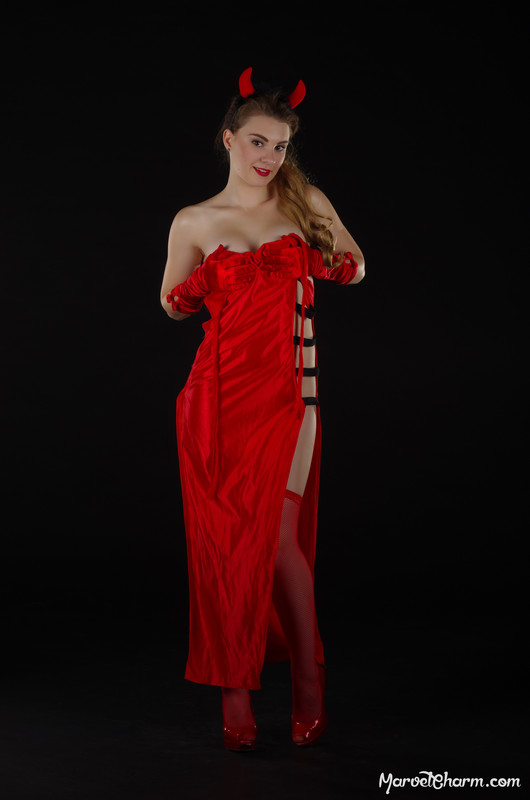 MarvelCharm_Monica-Halloween-2016-070