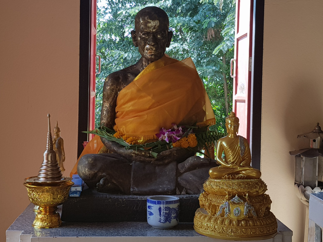 [Bild: Tao-Noi6.jpg]