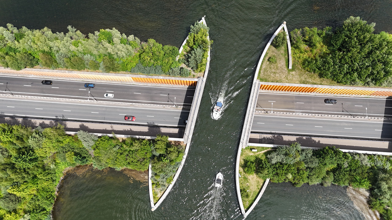 Трое в Амстердаме, не считая собаки. Переезд в Нидерланды.