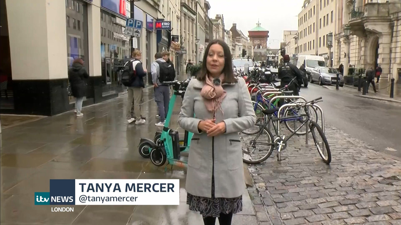 ITV News London_20221107_18001830.ts_snapshot_23.52.316