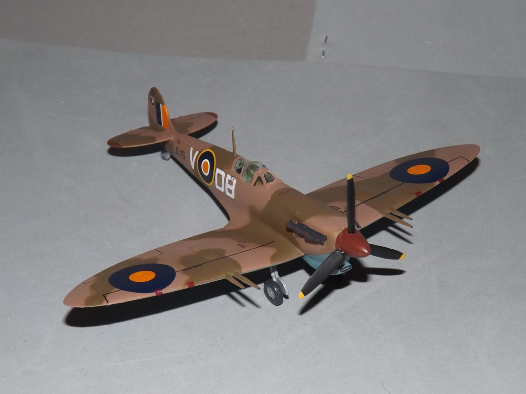 Airfix-Spitfire-VC-FS.jpg