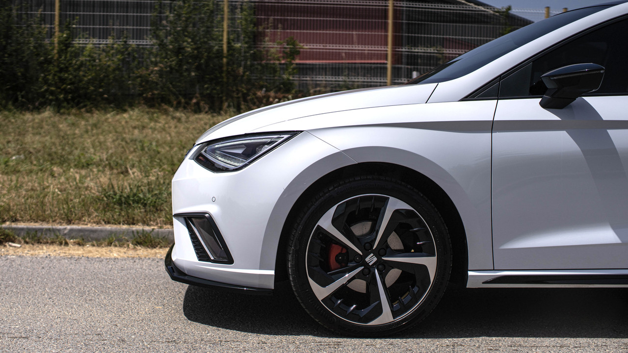 EC8DB92D-ADB8-4929-A40D-7BFE9F63A043