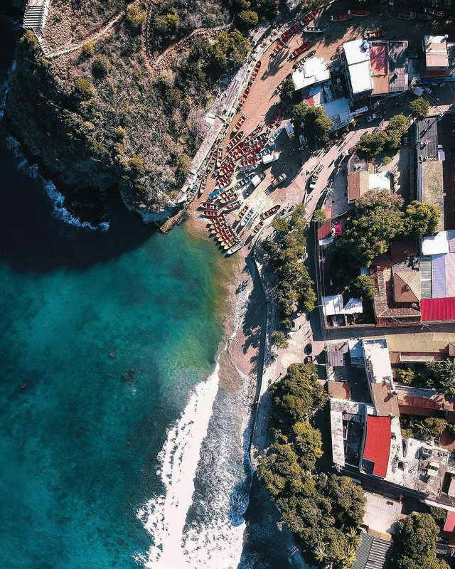 5BA2C3D4-8FC7-4954-99E9-508A7285C564