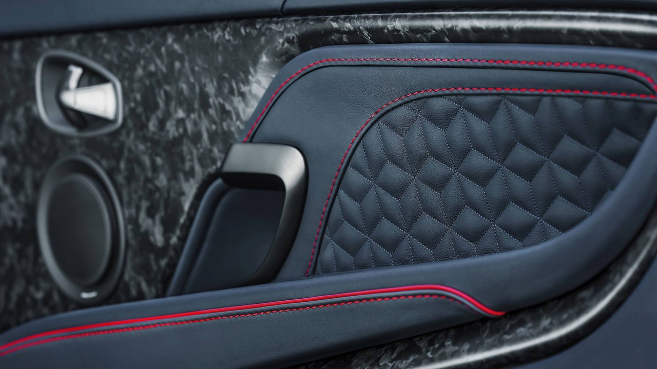 2019 Aston Martin DBS Superleggera (34)