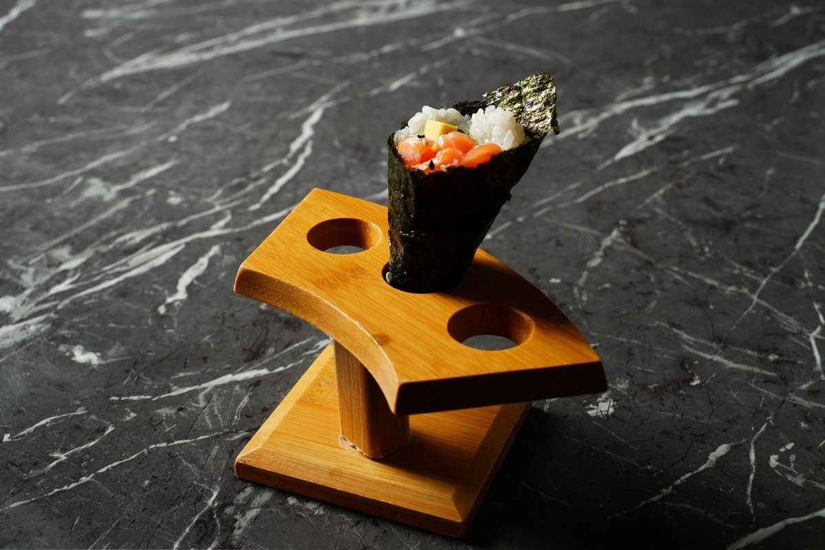 Temaki sake