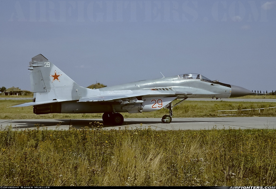 31 GvIAP MiG-29S, 29 red_2960728105_16.08.92 (2)