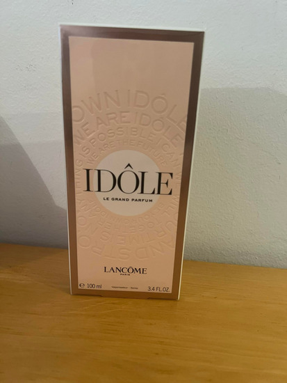 3e473517162f9aacf0dba2c2827a412c