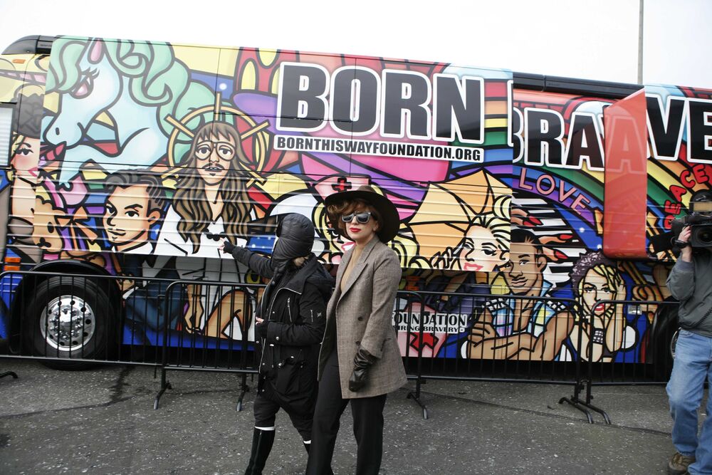 1-14-13-Visiting-Born-Brave-Bus-003.jpg