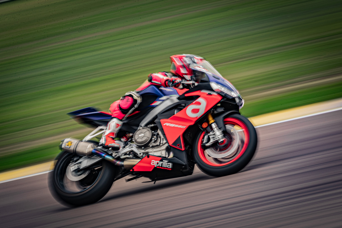 086B8ADD-002E-4997-BE8E-C7CDE7DC96D9