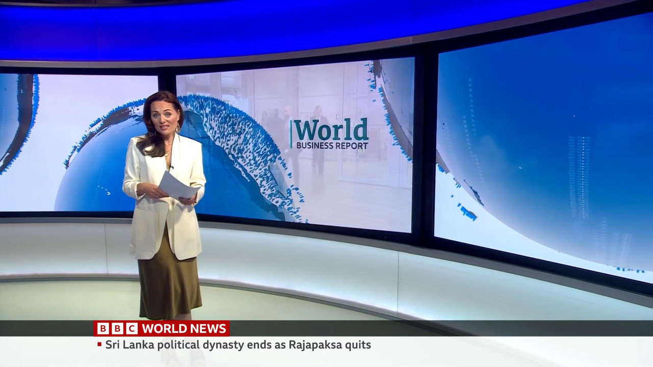 07.15 - 07.45.00 - World Business Report. The host presents and analy....ts_snapshot_06.04_[2022.07.