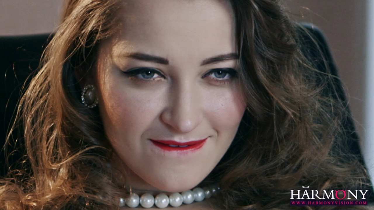 DD@n!3l$ - P3rv3r$!0n3$DCh!c@$ - 070114HD.mp4_snapshot_05.48.520