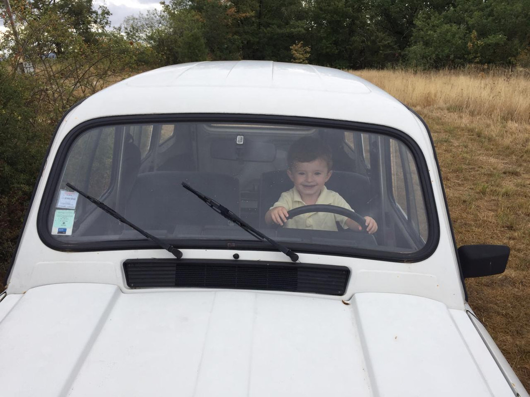 42C2FEB9-5D1A-40F5-A44A-3B03311B6630