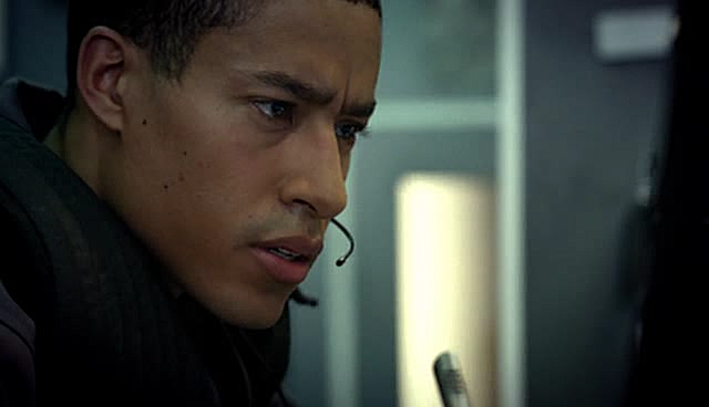 FLASHPOINT 1x01 Codice Scorpio (HAGGiS - DVDMux by M).avi_snapshot_15.45.640