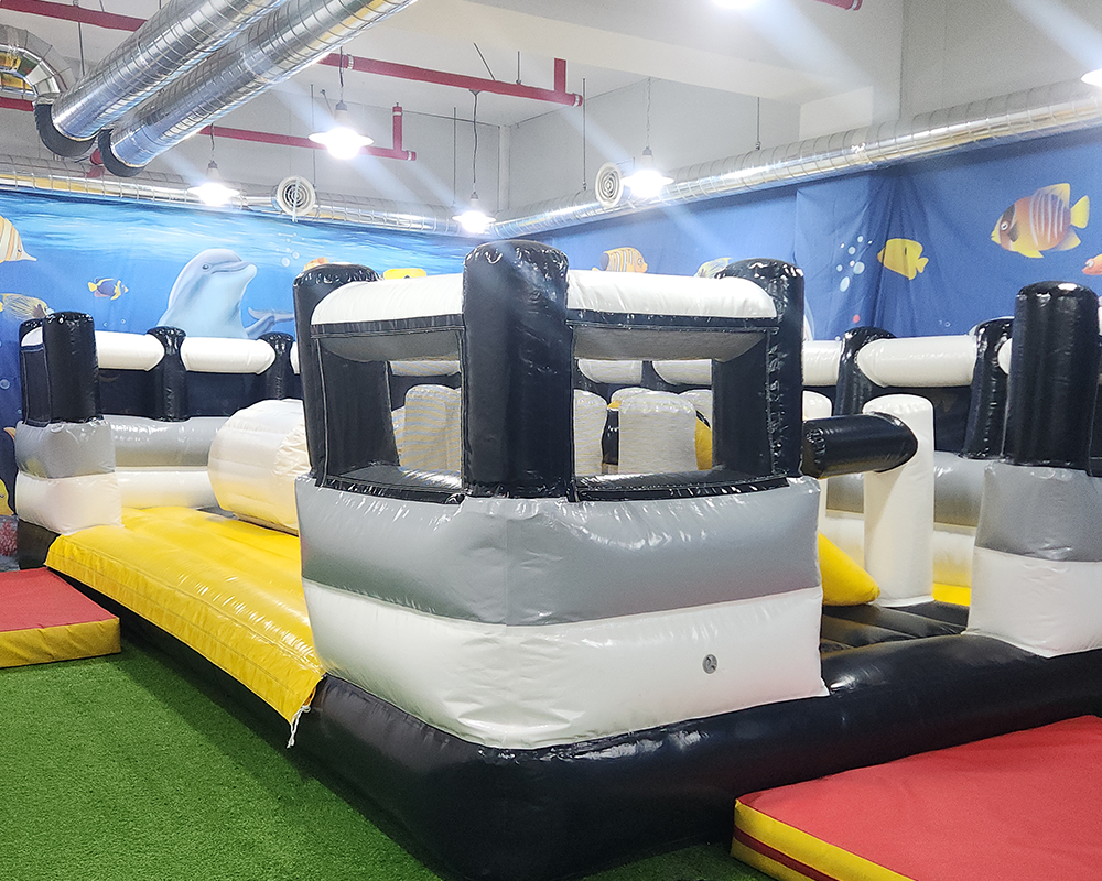 지하 에어바운스