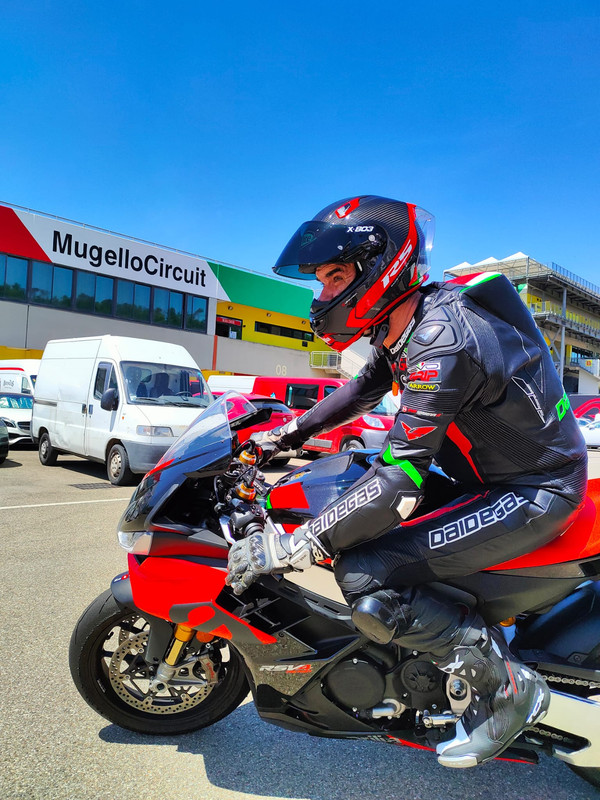 2229850A-E3C5-4BBD-BAB3-8E1CB8C17E77