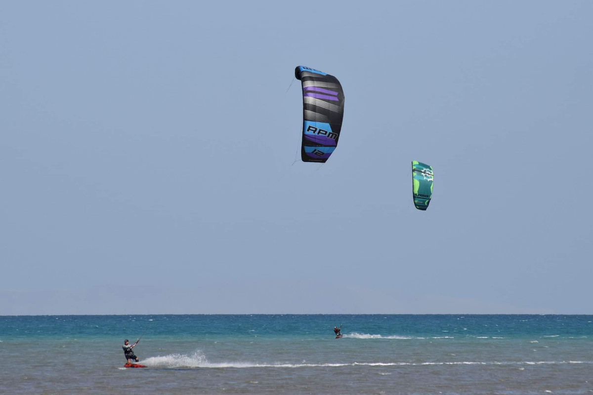 A6CD98A1-96B3-42B9-810A-2A0D86D35334