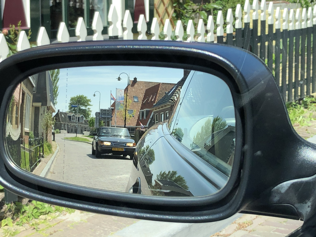 50243B54-2771-44A9-A939-7E87361A6408