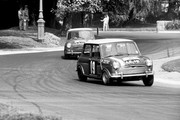  1964 International Championship for Makes - Page 5 64taf19-Mini-Cooper-S-P-Hopkirk-H-Liddon-2