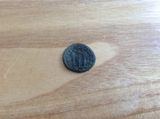 Nummus de Constantino I. SPQR OPTIMO PRINCIPI. 3 Estandartes. Roma BC1-CE8-B1-8-C17-467-B-8-F4-A-4-E6-DF34-F1-DA3