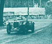 24 HEURES DU MANS YEAR BY YEAR PART ONE 1923-1969 - Page 11 31lm31-MGMidget-C-FHSamuelson-FKindell-1