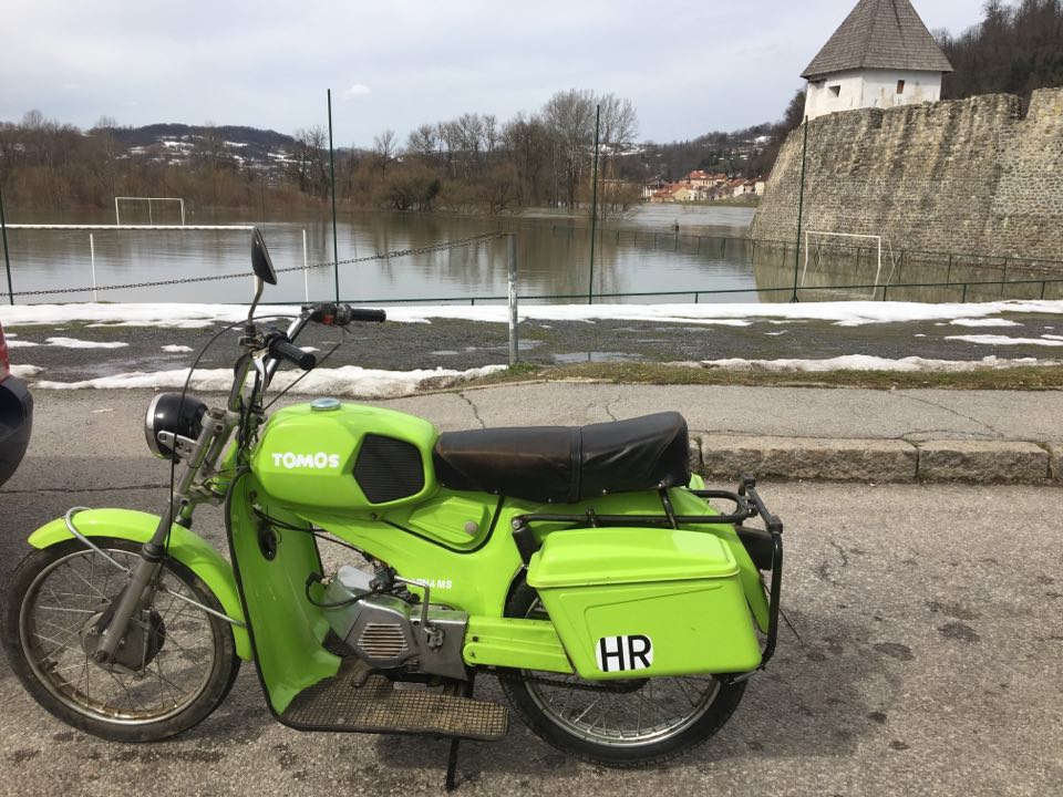 29063579_1716226711769093_7767846781752180736_n