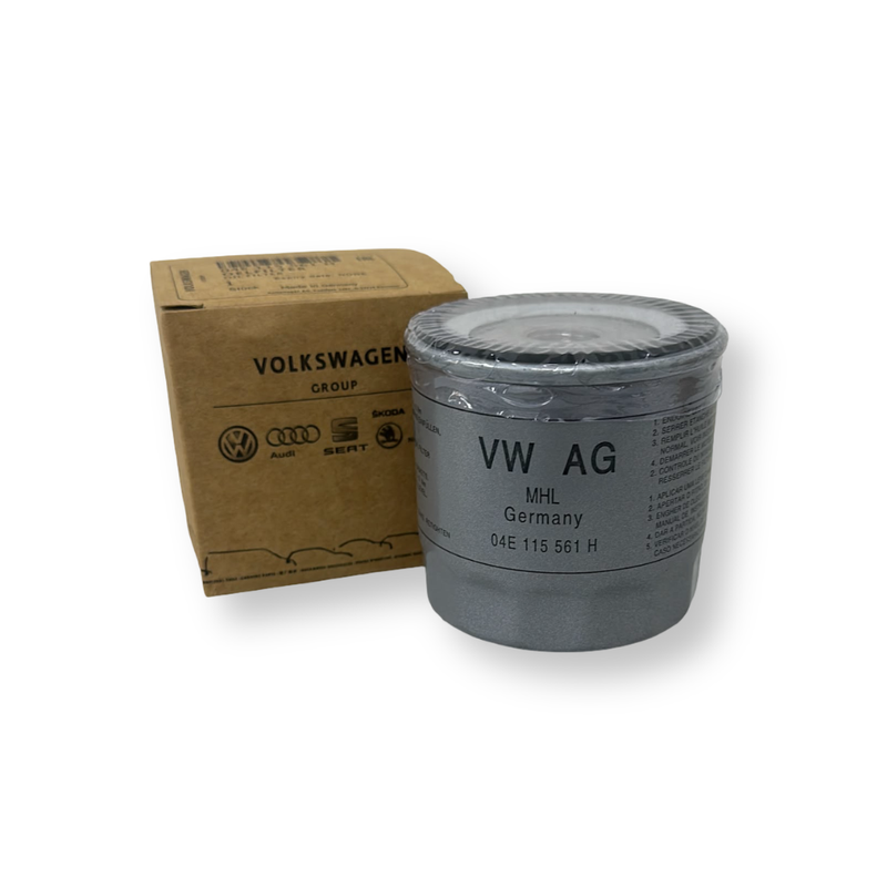 Volkswagen Golf MK7 1.4 TSI Oil Filter (OE: 04E 115 561H)