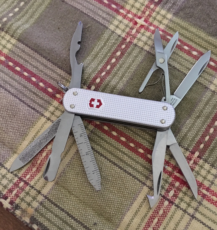 E8760330-7585-4AB0-8DB3-13F254ABFBD0