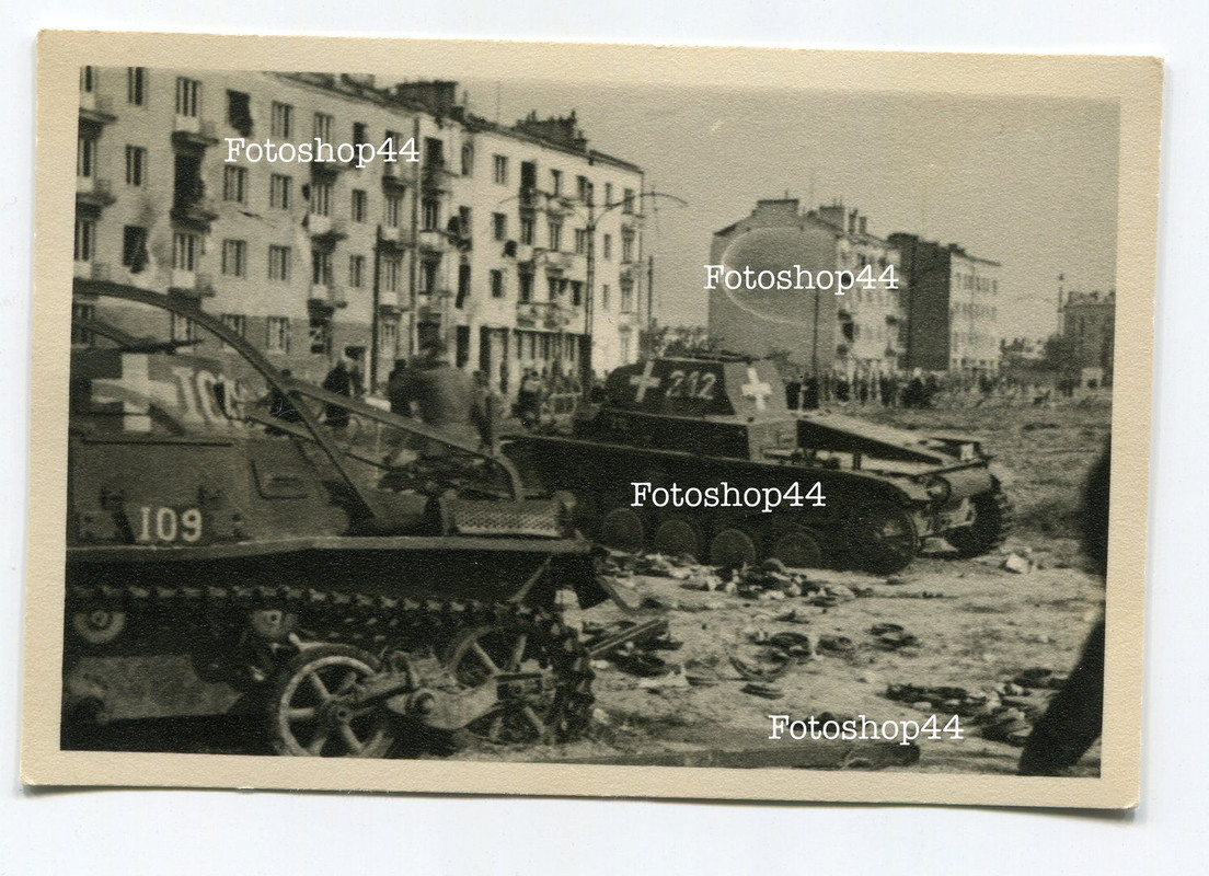 Foto Polen deutscher Panzer 2   Ladungsleger 1 Ladungsträger