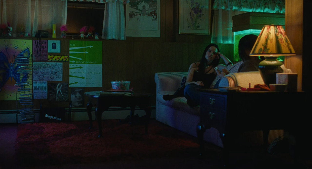 I.Saw.the.TV.Glow.2024.NORDiCSUBS.1080p.WEBRip.10Bit.x265-SWAXX.mkv.0002