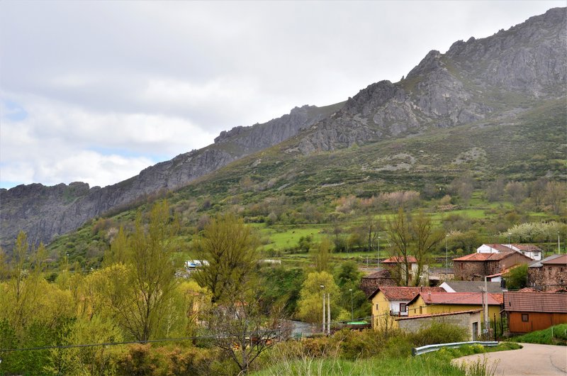 PUERTO DE PAJARES-15-5-2013-LEON/ASTURIAS - Paseando por España-1991/2016 (4)