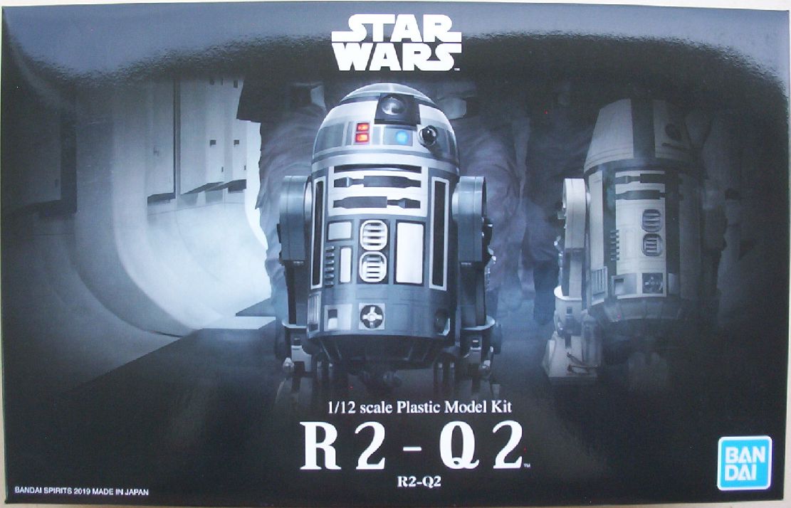 Bandai 12 R2-Q2