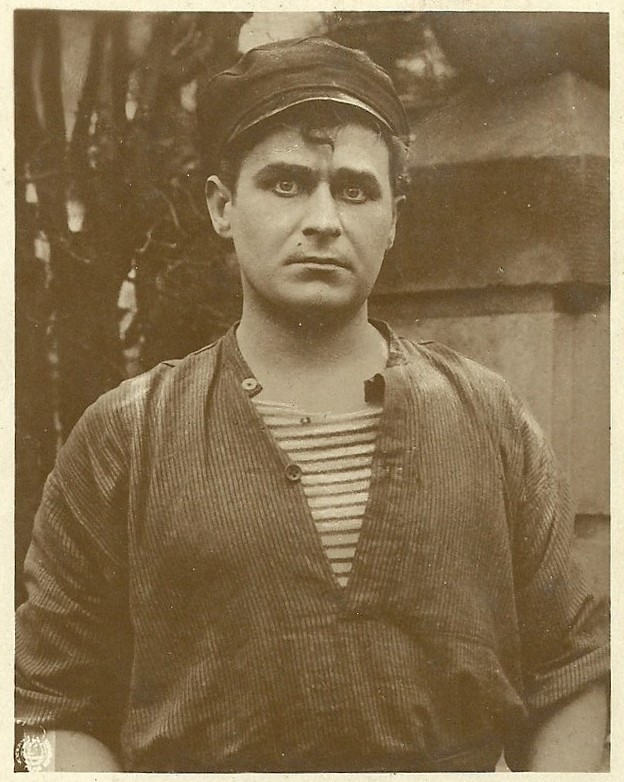 14174278357_005b8d267d_b (2)