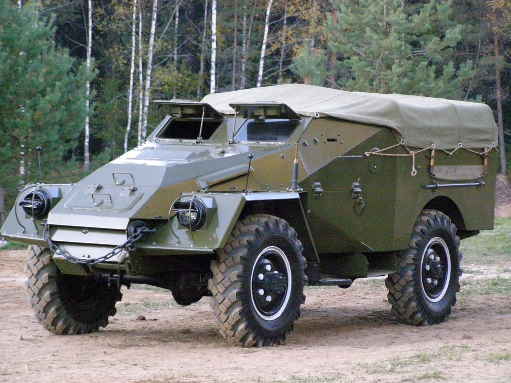 БТР-40 в цвете  (1)