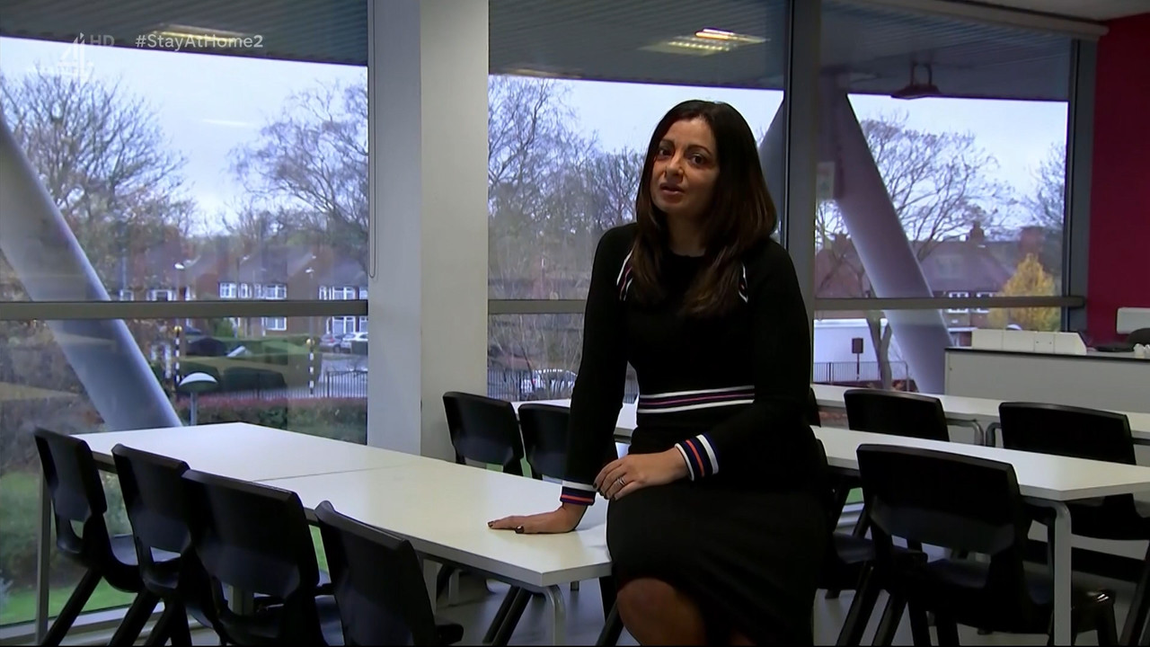 Channel 4 News_20201120_19002000.ts_snapshot_00.23.15.856