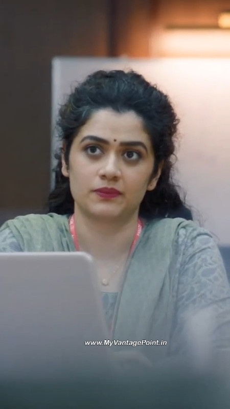 4-Actress-Girija-Oak-Godbole-Photos-Wallpapers-My-Vantage-Point