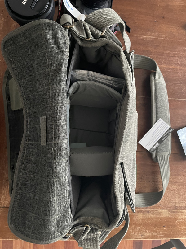 62EA6EC2-0595-43D7-A5FB-CB140D0676AE