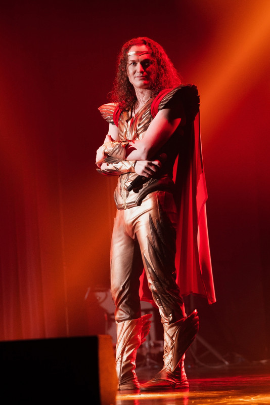 90B6370B-CDB3-4BDB-B1B8-1F463A32901E