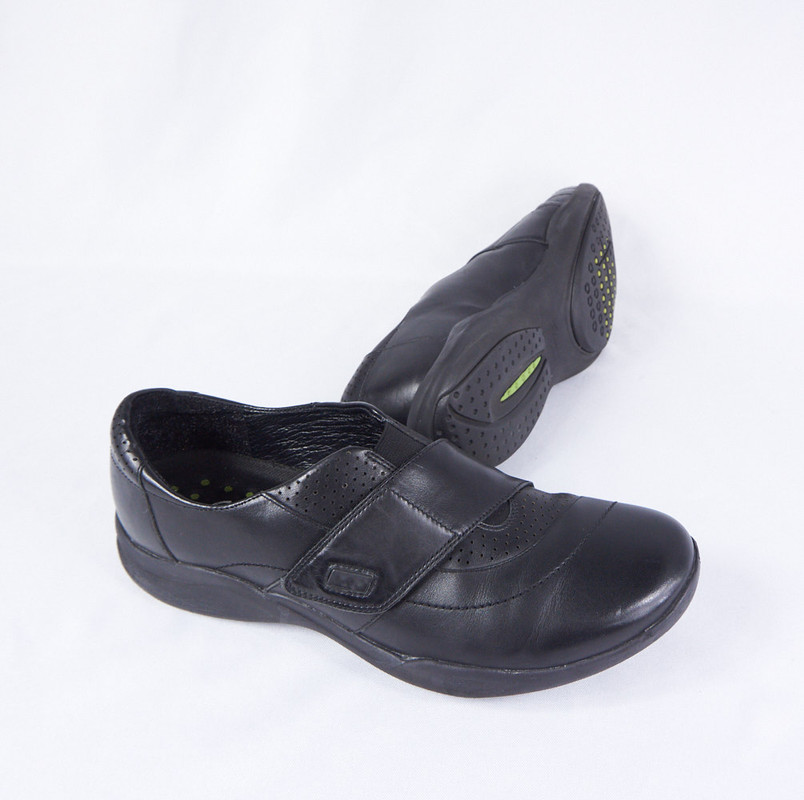 clarks wave walk shoes