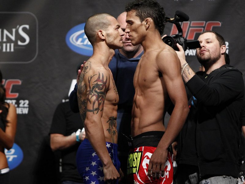 Къб Суонсън: Извадих душата на Оливейра с удар в стомаха