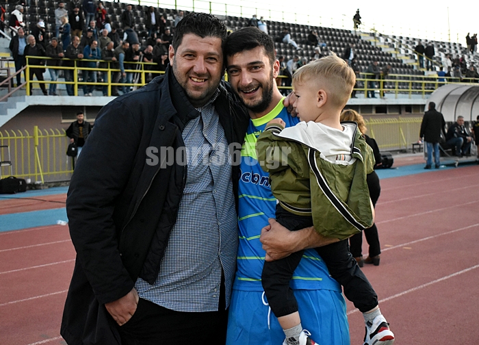 , &Tau;&epsilon;&lambda;&iota;&kappa;ό&sigmaf; &Kappa;&upsilon;&pi;έ&lambda;&lambda;&omicron;&upsilon; &Mu;&epsilon;&sigma;&sigma;&eta;&nu;ί&alpha;&sigmaf;: &Phi;&omega;&tau;&omicron;&rho;&epsilon;&pi;&omicron;&rho;&tau;ά&zeta; &alpha;&pi;&omicron; &tau;&eta;&nu; &Pi;&alpha;&rho;&alpha;&lambda;ί&alpha;