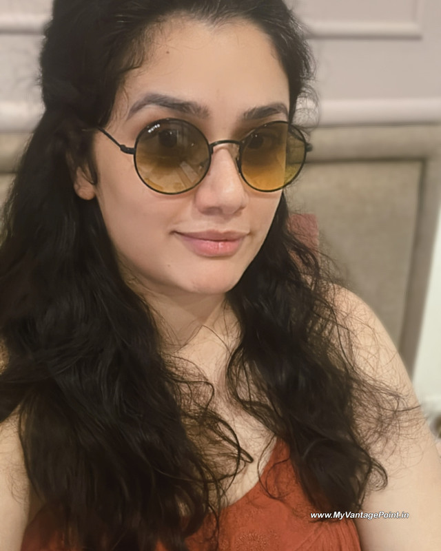 13-Girija-Oak-Hot-Selfies-HD-Mobile-Wallpapers-Pics-My-Vantage-Point