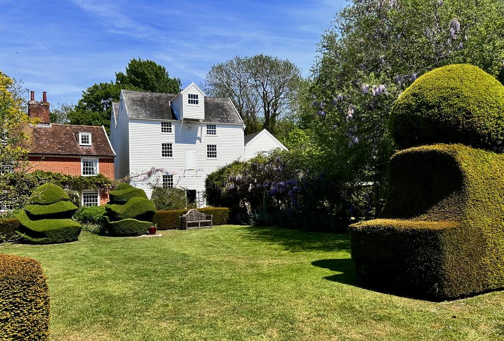 Пёстрая лента. Путешествие по сельским дорогам Англии в мае 2025 г.