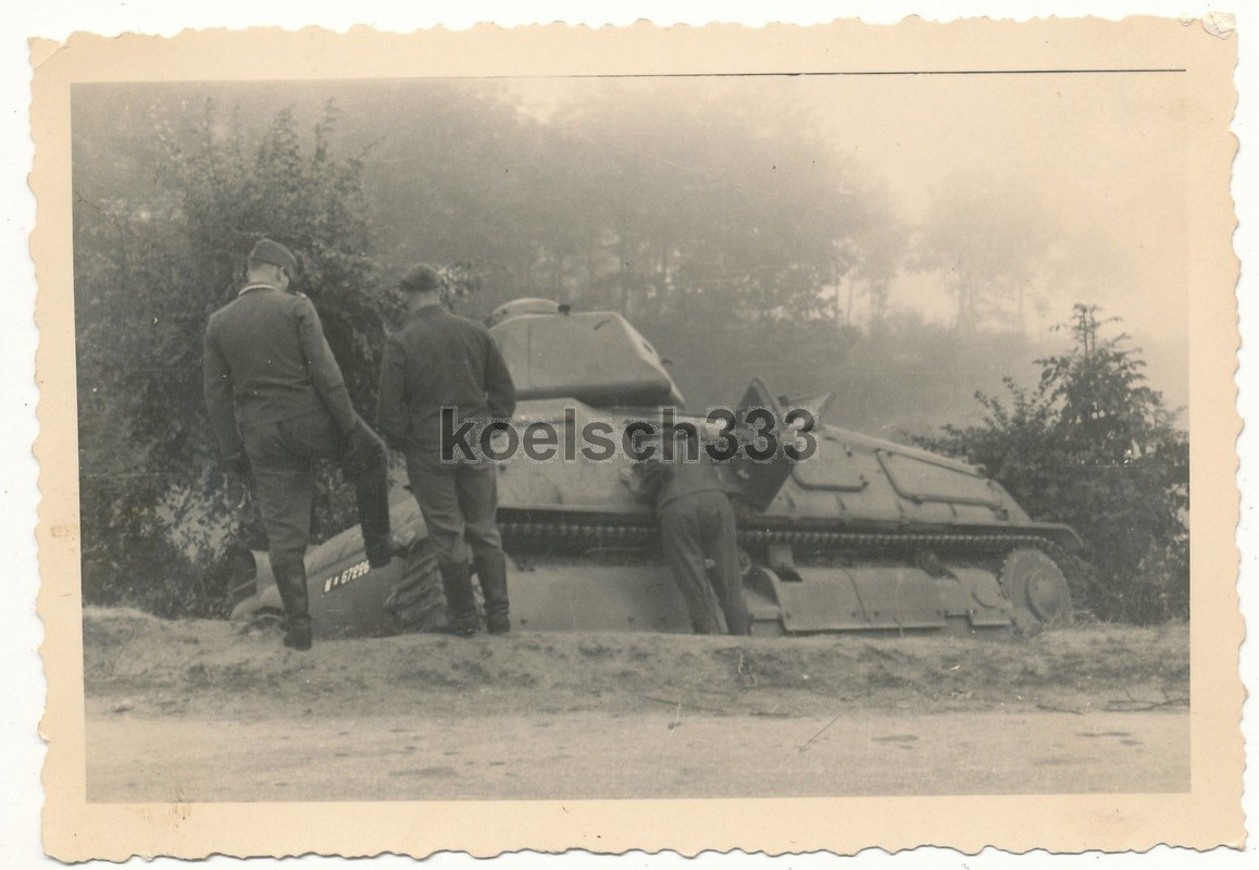 Foto französischer SOMUA Panzer Wehrmacht Beute 