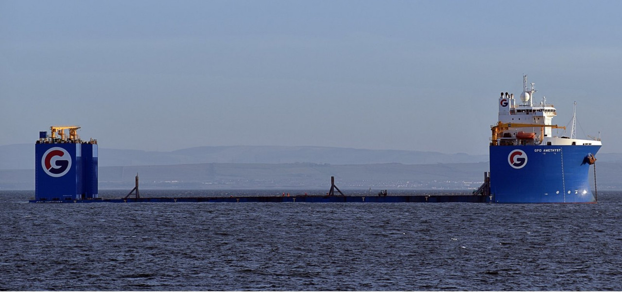 blue-tanker-dis2.jpg
