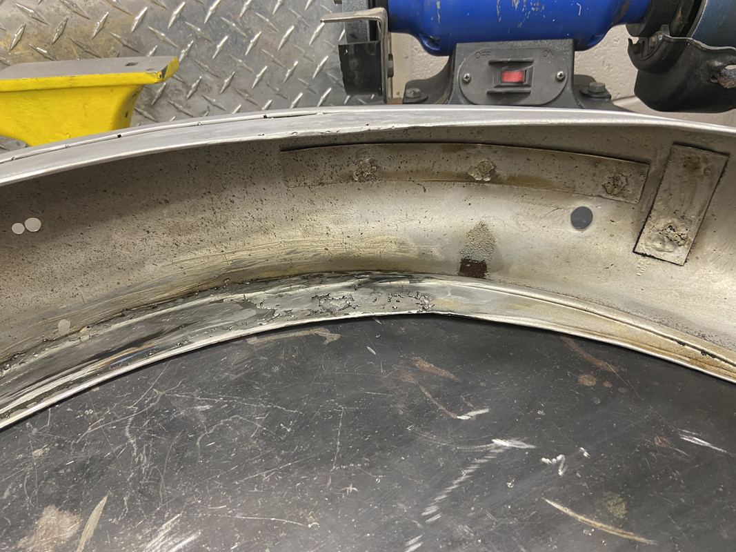 06BA29E4-83F9-44DB-9C4A-107C9110A22A