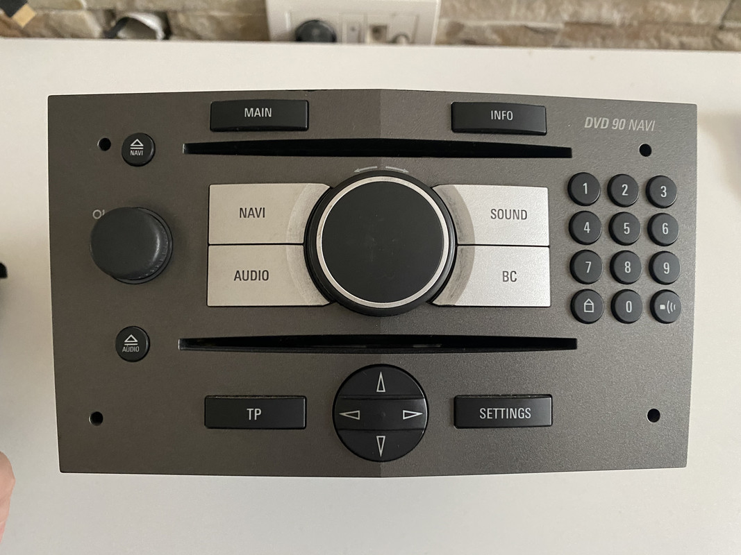 049B034E-50A9-47D4-80A0-0FF50C06559A