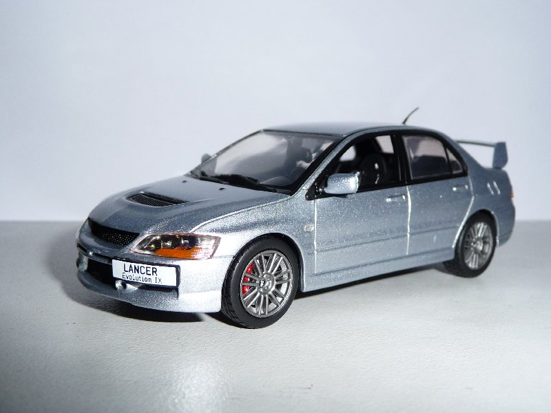 Mitsubishi Lancer Evo (4)
